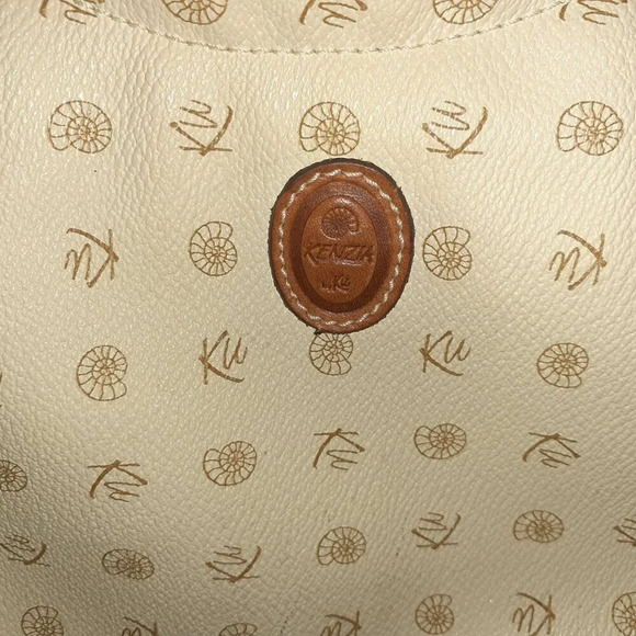 KENZIA-Looping Shoulder Bag-Beige Coated  Canvas/Brown Leather-Excellent - Picture 5 of 9